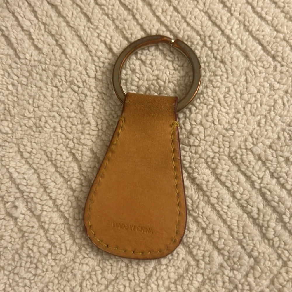 Dooney & Bourke Tan Leather Key Ring with Classic Crest Logo Gift Teen Adult